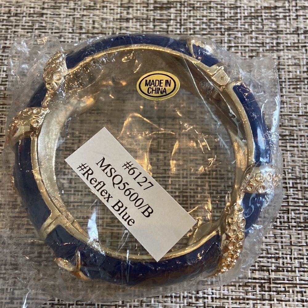 Bangles Adjustable opening NWT - Picture 10 of 10